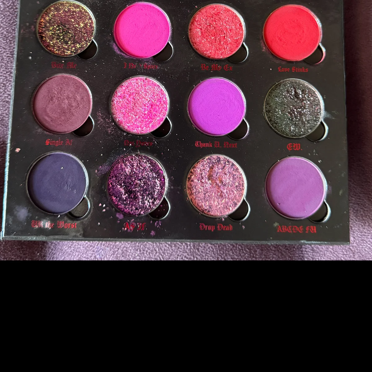 Purple and pink makeup look tutorial by Isabelle Laurent